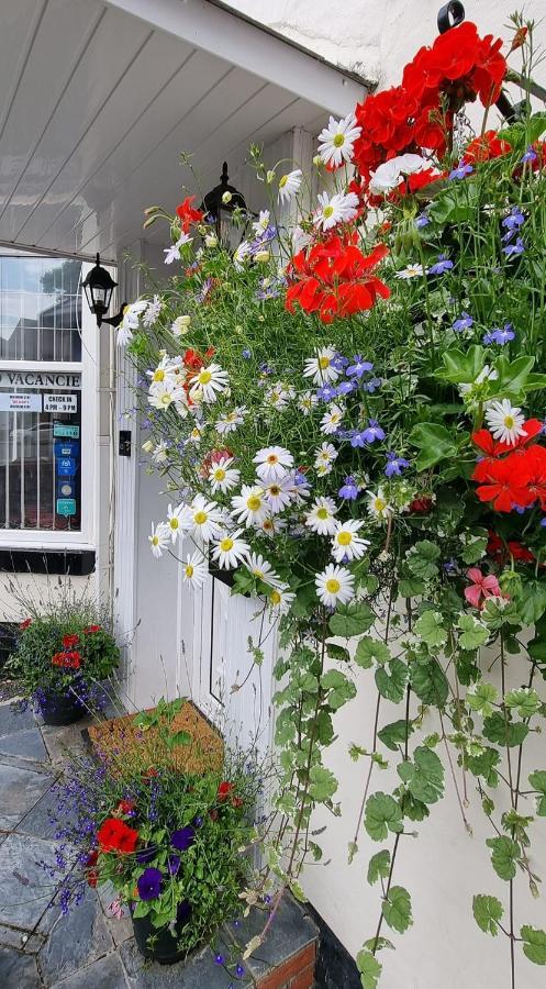 Aarondale Guest House Hartlepool Exterior photo