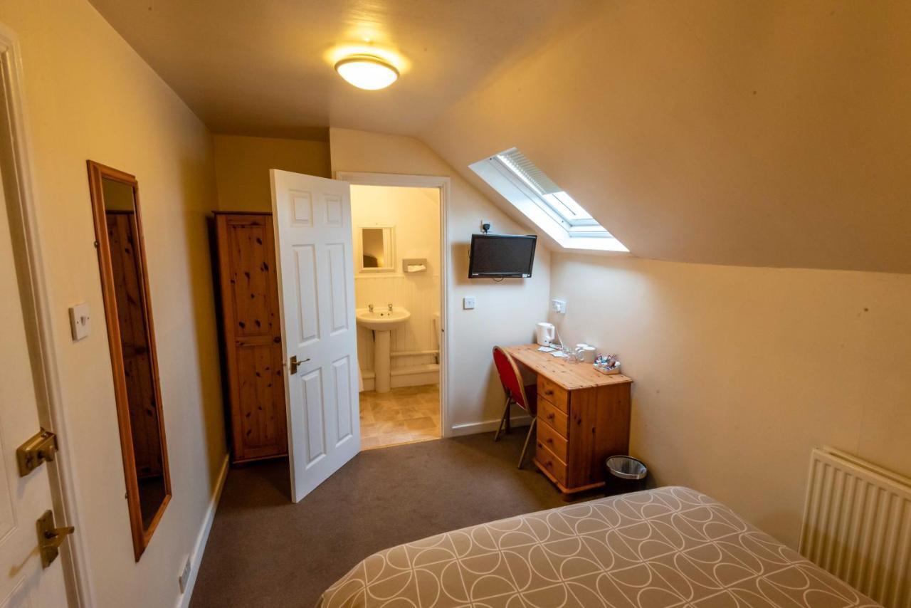 Aarondale Guest House Hartlepool Exterior photo