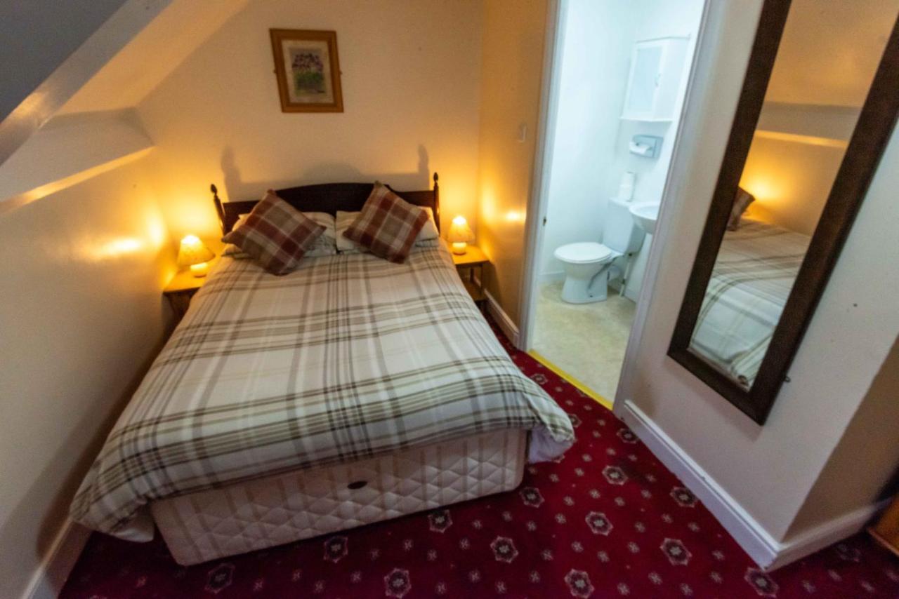 Aarondale Guest House Hartlepool Exterior photo
